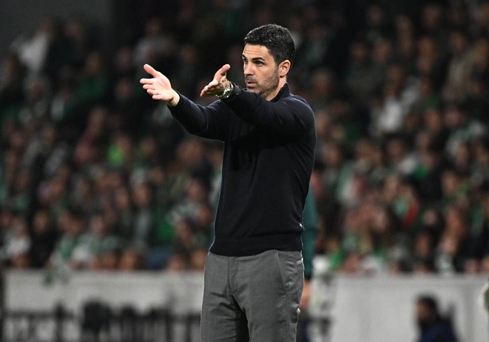 Mikel Arteta staat momenteel onder de grootste interne druk in de Premier League